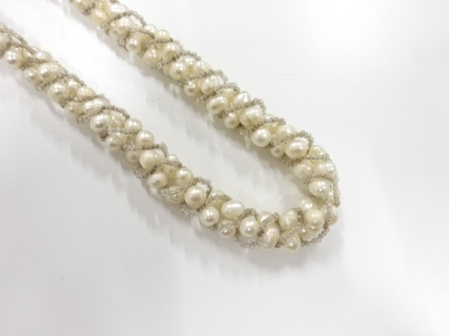 パール　ビーズ　ネックレス